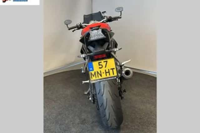 BMW S (2017) thumbnail 4