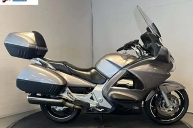 Honda ST (2002) thumbnail 5