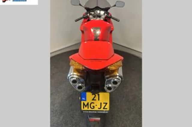 Honda VFR (2005) thumbnail 5