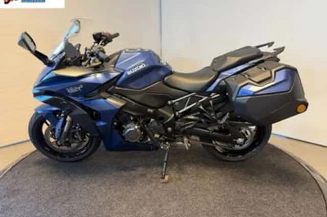 Suzuki GSX-S (2023) thumbnail 4