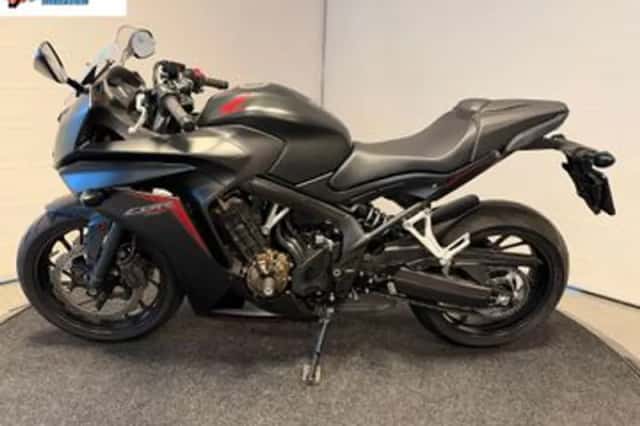 Honda CBR (2018) thumbnail 1
