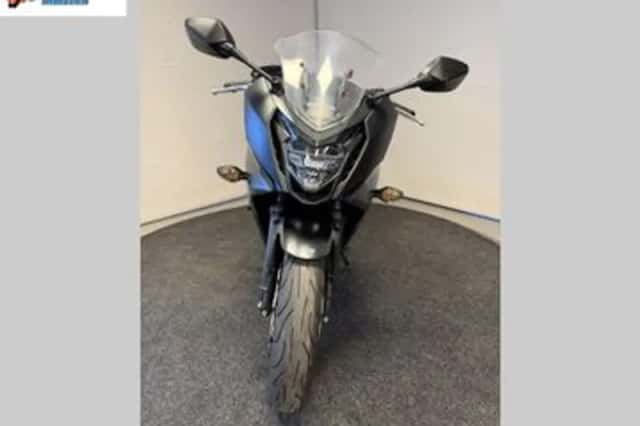 Honda CBR (2018) thumbnail 3