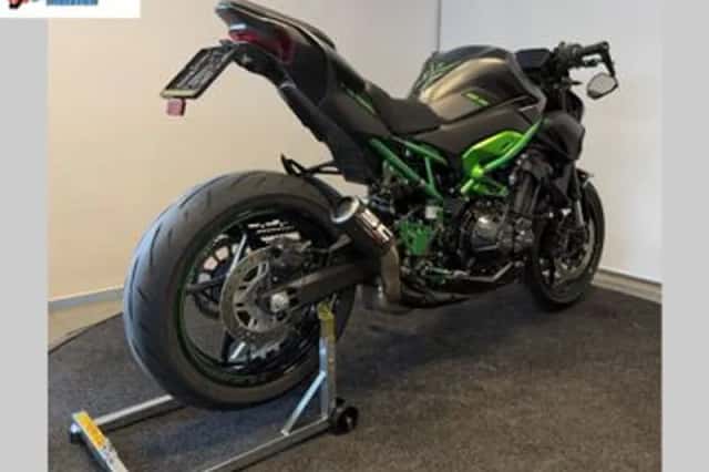 KAWASAKI Z900 (2025) thumbnail 3