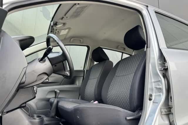 Daihatsu Cuore (2008) thumbnail 4