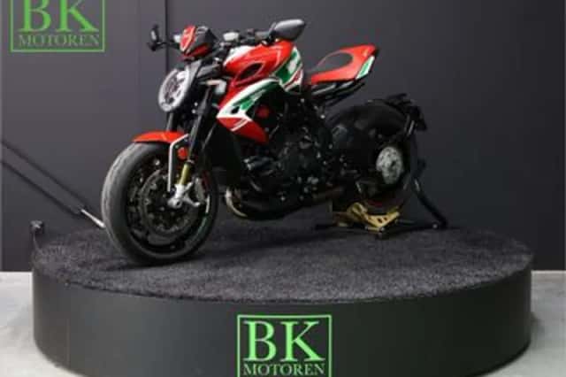 MV AGUSTA DRAGSTER (2024) thumbnail 2