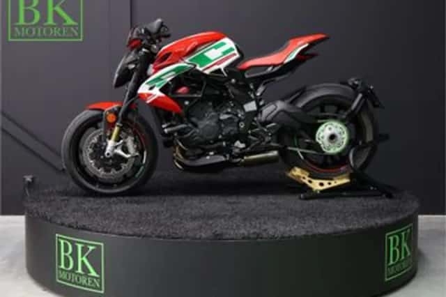 MV AGUSTA DRAGSTER (2024) thumbnail 3