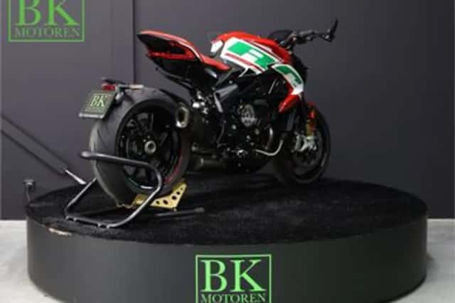 MV AGUSTA DRAGSTER (2024) thumbnail 5