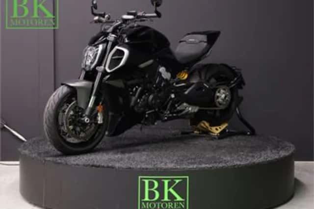 DUCATI DIAVEL (2023) thumbnail 2