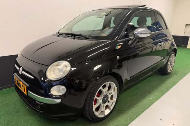 Fiat 500 (2008) thumbnail 2