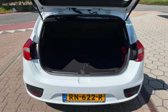 Kia Cee'd (2018) thumbnail 5