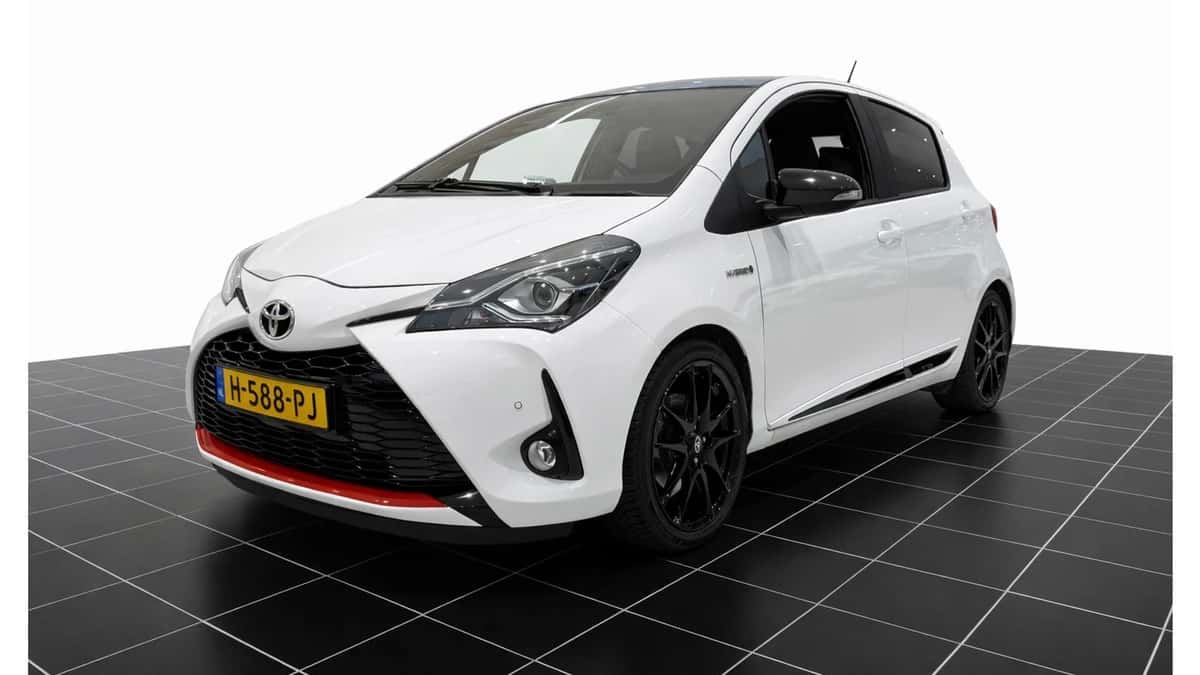 Toyota Yaris (2019) — foto 1