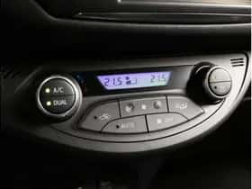 Toyota Yaris (2019) thumbnail 20