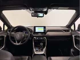 Toyota RAV4 (2019) thumbnail 2
