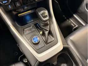 Toyota RAV4 (2019) thumbnail 24