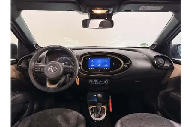 Toyota Aygo X (2023) thumbnail 2