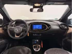 Toyota Aygo X (2023) thumbnail 2