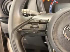Toyota Aygo X (2023) thumbnail 12