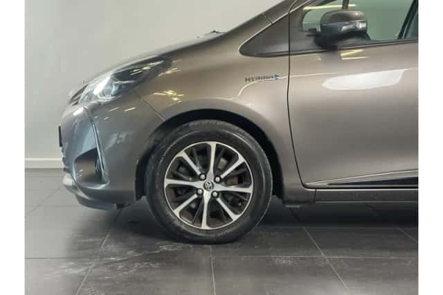 Toyota Yaris (2018) thumbnail 4