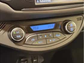 Toyota Yaris (2018) thumbnail 15