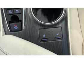 Toyota Camry (2023) thumbnail 12