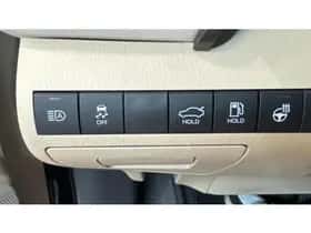 Toyota Camry (2023) thumbnail 15