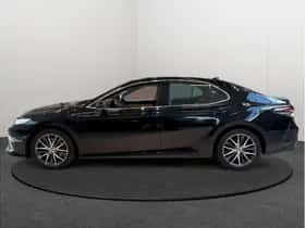 Toyota Camry (2023) thumbnail 3