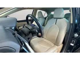 Toyota Camry (2023) thumbnail 6