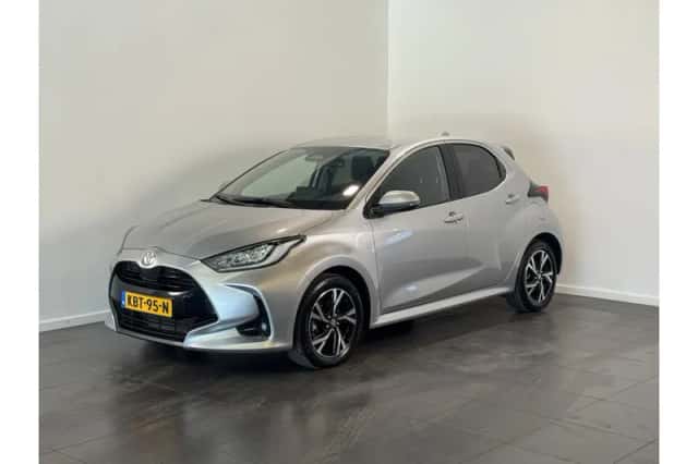 Toyota Yaris (2025) thumbnail 1