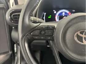 Toyota Yaris (2025) thumbnail 11