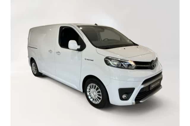 Toyota Proace (2025) thumbnail 2