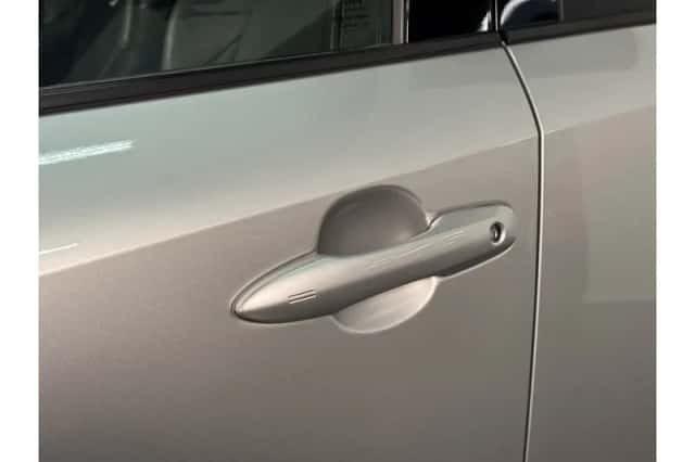 Toyota Corolla (2019) thumbnail 5