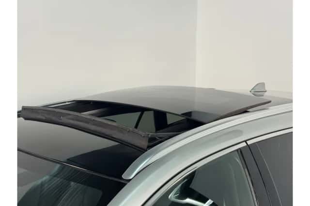 Toyota Corolla (2019) thumbnail 6