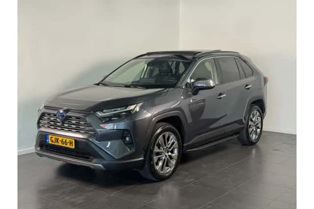 Toyota RAV4 (2023) thumbnail 1