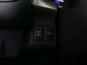 Toyota RAV4 (2013) thumbnail 15