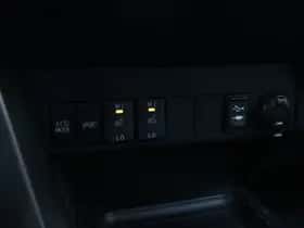 Toyota RAV4 (2013) thumbnail 23