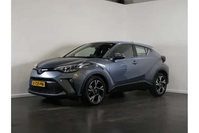 Toyota C-HR (2023) thumbnail 1