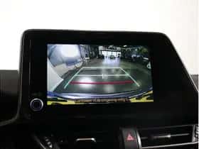 Toyota C-HR (2023) thumbnail 17