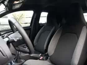 Toyota Aygo X (2025) thumbnail 13