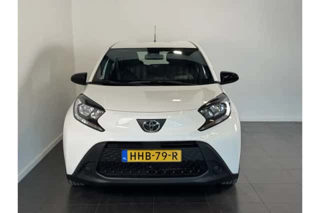 Toyota Aygo X (2025) thumbnail 3