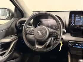 Toyota Yaris (2022) thumbnail 10