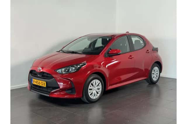 Toyota Yaris (2022) thumbnail 1