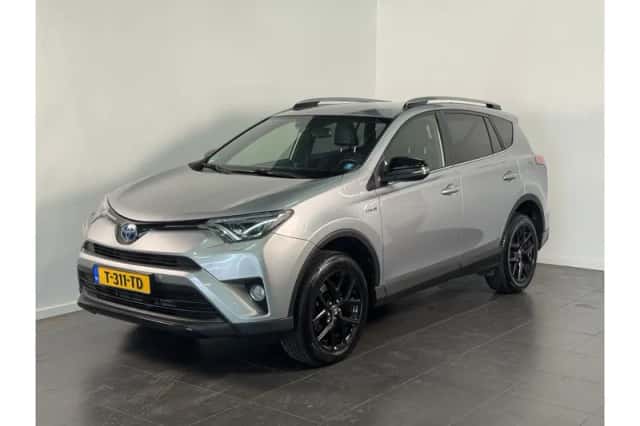 Toyota RAV4 (2018) thumbnail 1
