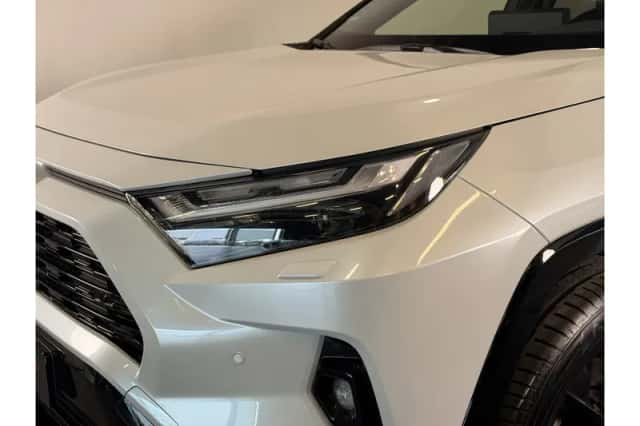 Toyota RAV4 (2025) thumbnail 2