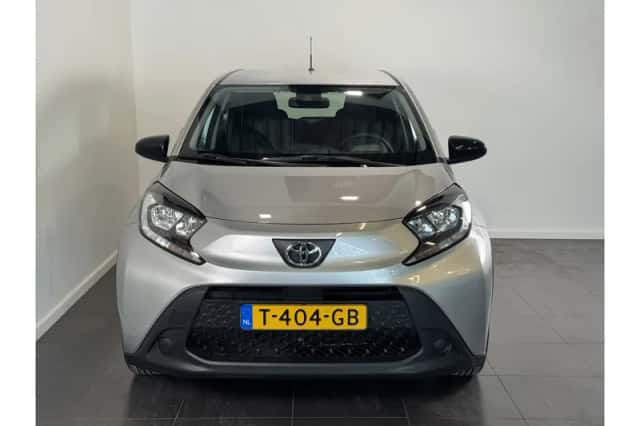 Toyota Aygo X (2023) thumbnail 3
