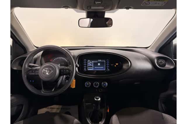 Toyota Aygo X (2023) thumbnail 2