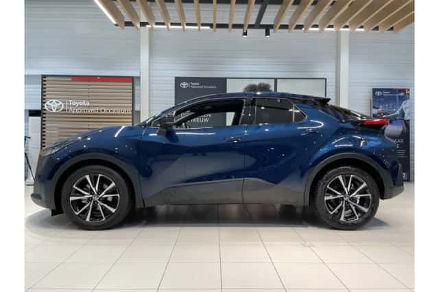 Toyota C-HR (2025) thumbnail 5