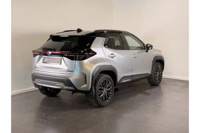 Toyota Yaris Cross (2023) thumbnail 3