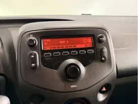 Toyota Aygo (2019) thumbnail 12
