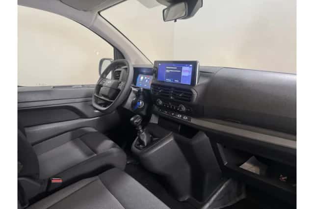 Toyota Proace (2024) thumbnail 2