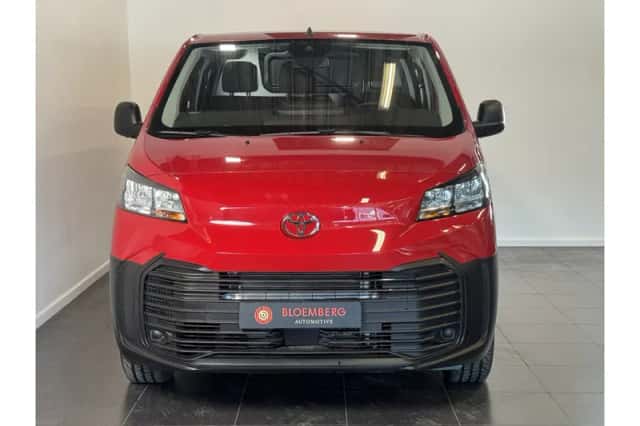Toyota Proace (2024) thumbnail 3